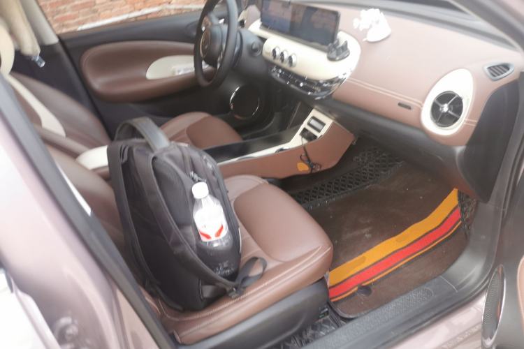 Used Wuling Bingo 2023 333 km Lingxi Connected Version Right Front Seat