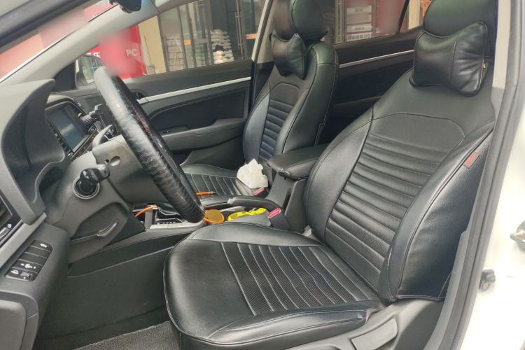 Used Hyundai Elantra (6th Generation / Lingdong) 2018 1.6L Automatic 15th Anniversary Special Edition Left Front Seat