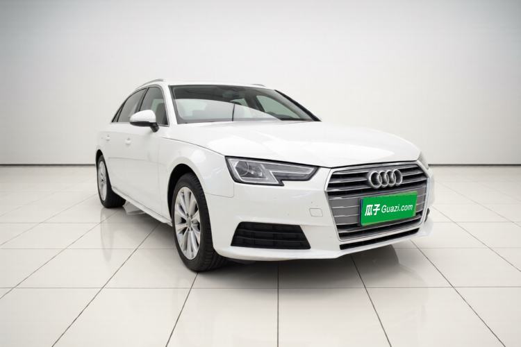 Used Audi A4L 2017 Plus 40 TFSI Ambition Model Front Right 45 Deg
