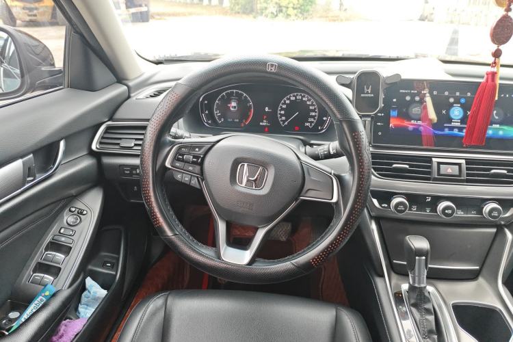 Used Honda Accord 2022 260TURBO Luxury Edition Steering Wheel