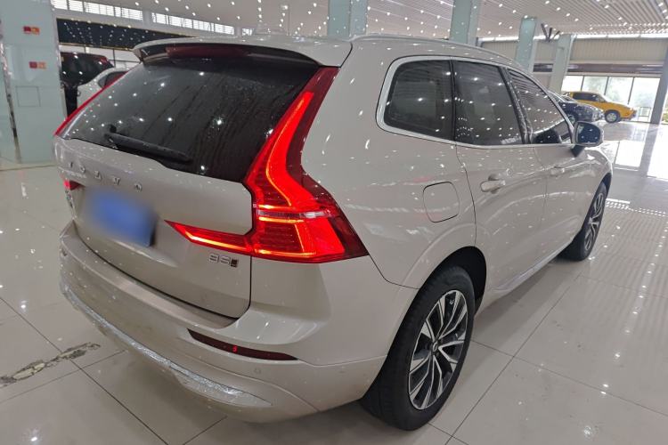 Used Volvo XC60 2023 B5 4x4 Smart Luxury Edition