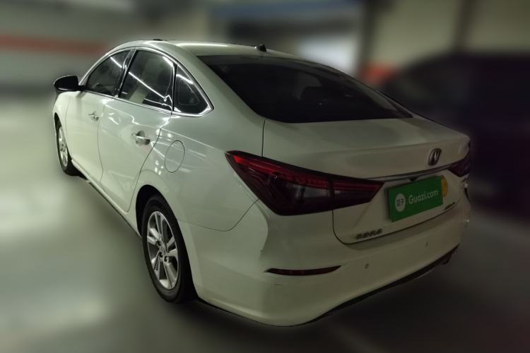 Used CHANGAN Eado 2019 High-Energy Edition 1.6L GDI Manual Pioneer Model China VI Standard
