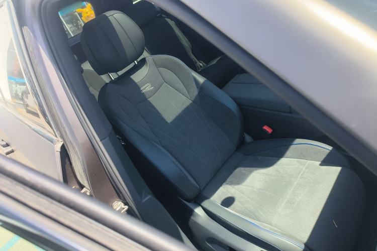 Used Volkswagen Teramont 2025 Tiguan Pro 450TSI Four-Wheel Drive Summit Edition
