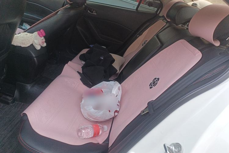 Used Mazda 3 Axela 2017 Sedan 1.5L Automatic Comfort Model Emission Standard China V Left Rear Seat