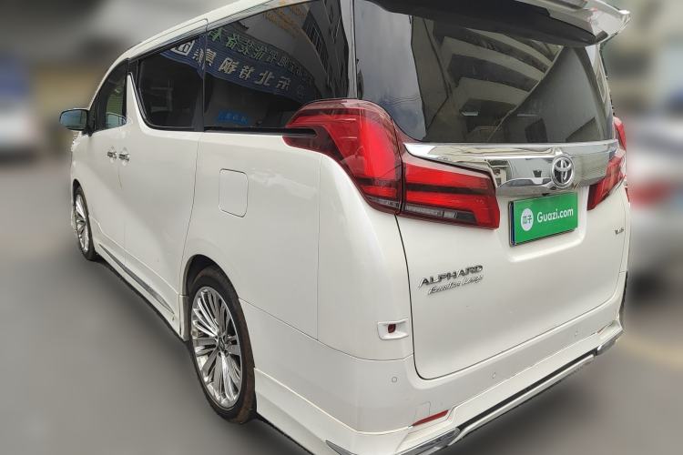Used Toyota Alphard 2018 Revised Version 3.5L Luxury Edition