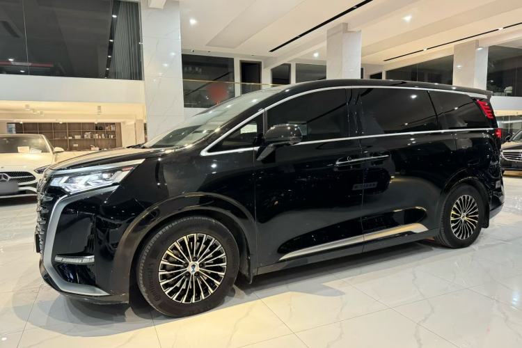 Used Denza D9 2022 DM-i 970 Four-Wheel Drive Flagship Model
