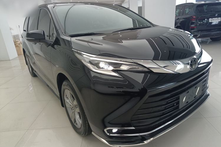 Used Toyota Sienna 2024 2.5L Hybrid Comfort Edition