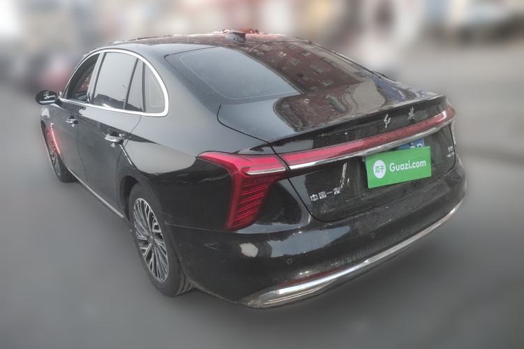 Used Hongqi H5 2024 2.0T Automatic Smart Connect Flagship Edition
