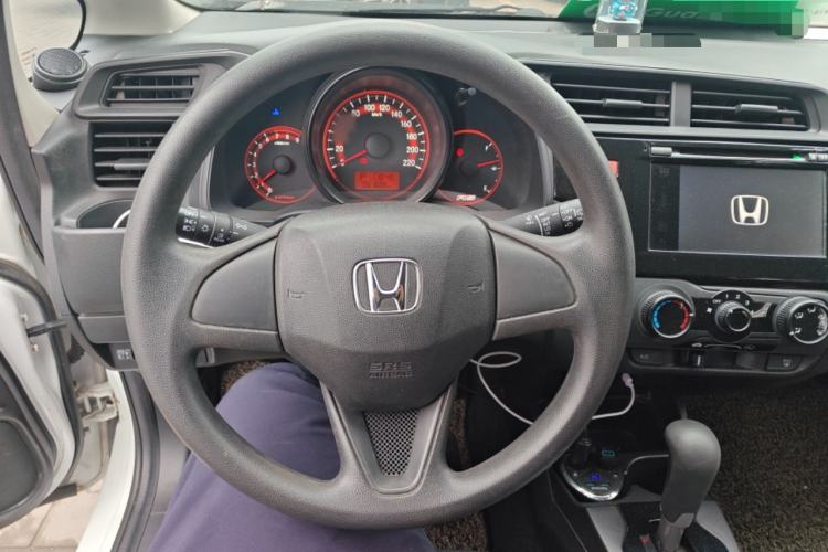 Used Honda Fit 2014 1.5L LX CVT Comfort Model Steering Wheel
