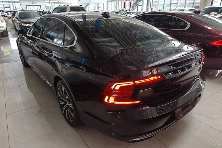 Used Volvo S90 2021 B5 Zhiyi Luxury Edition
