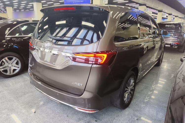 Used Buick GL8 2023 Land Executive Class Comfort Model