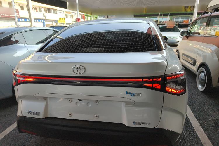 Used Toyota bZ3 2024 517 km Elite PRO