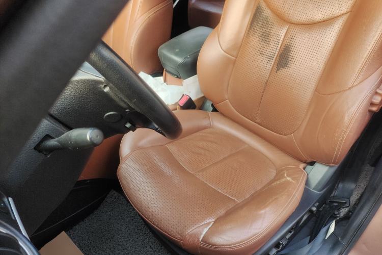 Used Luxgen Great 7 SUV 2012 Limited-Edition Sharp Model 2.2T Two-Wheel Drive Smart Version