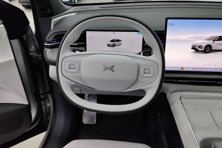 Used XPeng G6 2025 625 Long-Range Max Tech Edition Steering Wheel