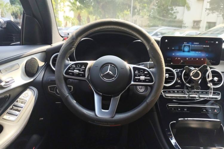 Used Mercedes-Benz GLC Coupe 2020 GLC 260 4MATIC Coupe SUV Steering Wheel