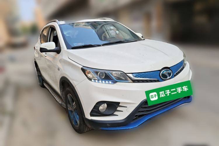 Used Soueast DX3 2018 EV Flagship Model Front Right 45 Deg