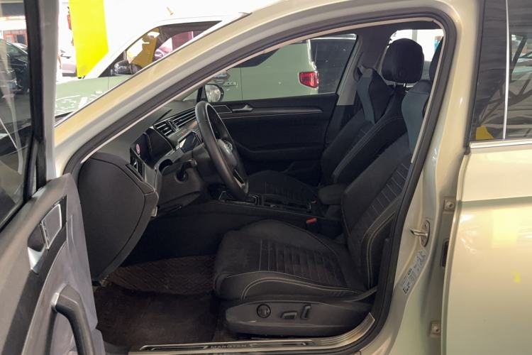 Used Volkswagen Magotan 2020 330TSI DSG Luxury Edition