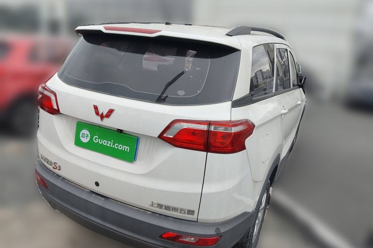 Used Wuling Hongguang S3 2019 1.5L Manual Standard Version China VI Standard
