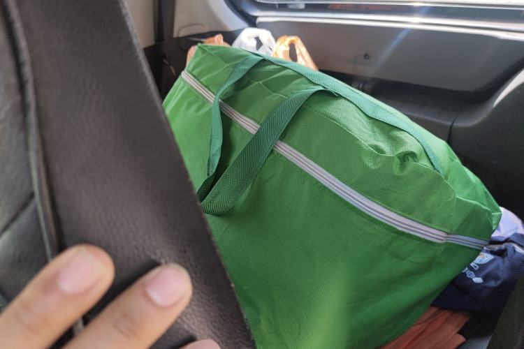 Used Wuling Hongguang MINIEV 2021 Macaron Sandwich Model 170 km Lithium Ternary Left Rear Seat