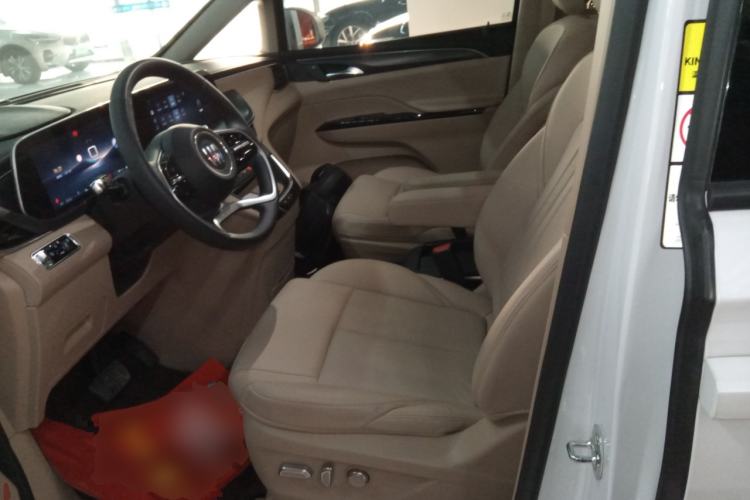 Used Buick GL8 New Energy 2025 Lu Shang Luxury Edition 7-Seater