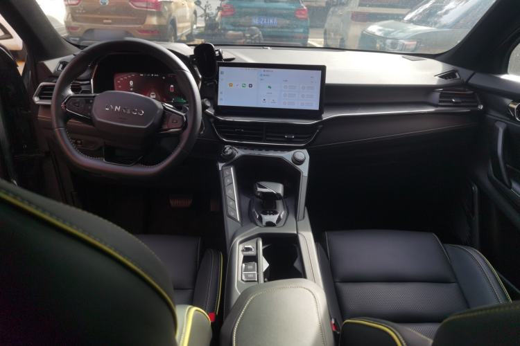 Used Lynk & Co 06 2023 Remix 1.5T Dynamic Halo
