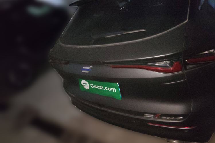 Used CHANGAN OSHAN Z6 2022 Blue Whale 1.5T DCT Smart Navigation Model
