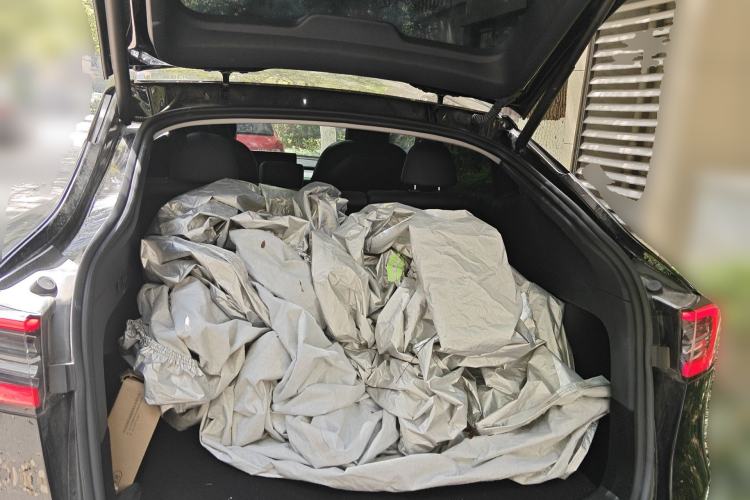 Used Tesla Model Y 2023 Rear-Wheel-Drive Version