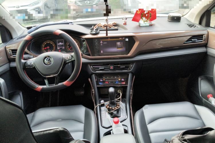 Used Volkswagen Tharu 2021 280TSI Two-Wheel Drive Comfort Edition Center Console