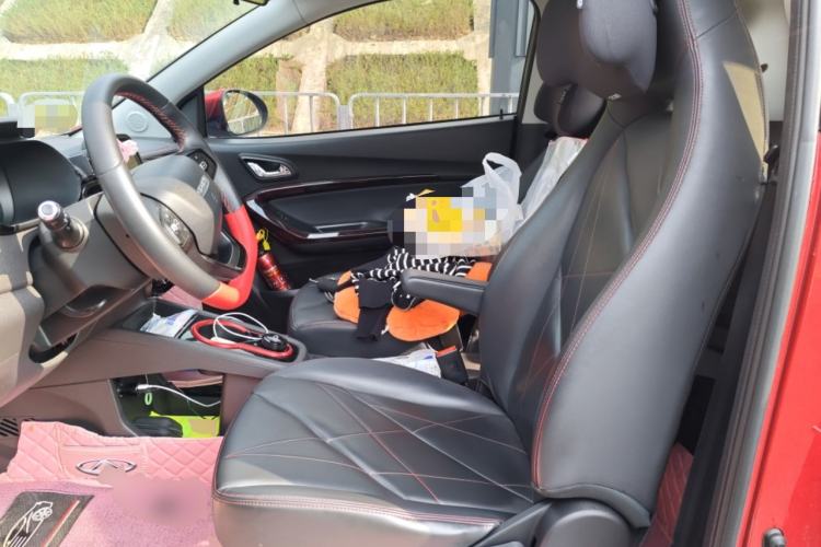 Used Chery Little Ant 2022 Revised Version Sweet Pink Edition Half-Sugar Version Lithium Iron Phosphate 30.7 kWh 30 kW 301 km
