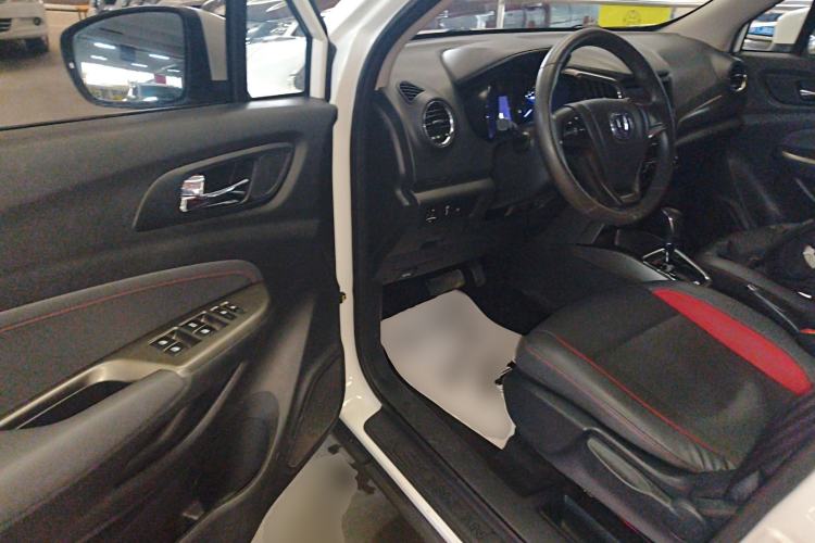 Used CHANGAN CS15 2016 1.5L Automatic Fashion Edition
