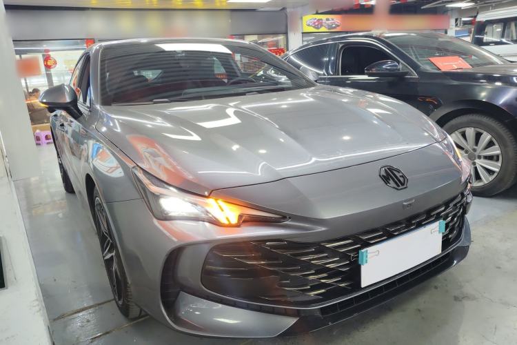 Used MG 7 2023 2.0T Automatic Trophy+ Ignition Glory Edition
