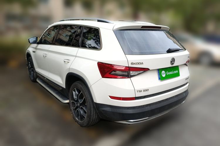 Used Skoda Kodiaq 2018 TSI330 7-Seater Two-Wheel-Drive Luxury Enjoyment Edition Rear Left 45 Deg