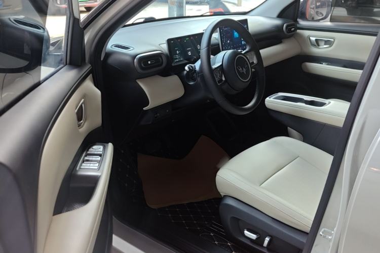Used Wuling Bingo PLUS 2024 401 km Range 5-Seater Version
