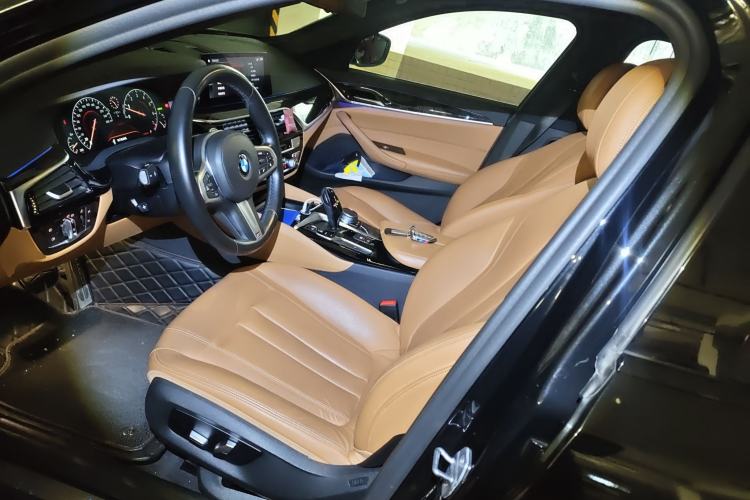 Used BMW 5 Series 2019 530Li Leading Model M Sport Package
