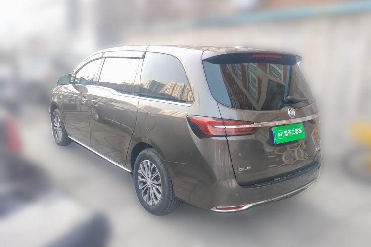 Used Buick GL8 2023 Facelifted Land Cruiser Executive Luxury Version