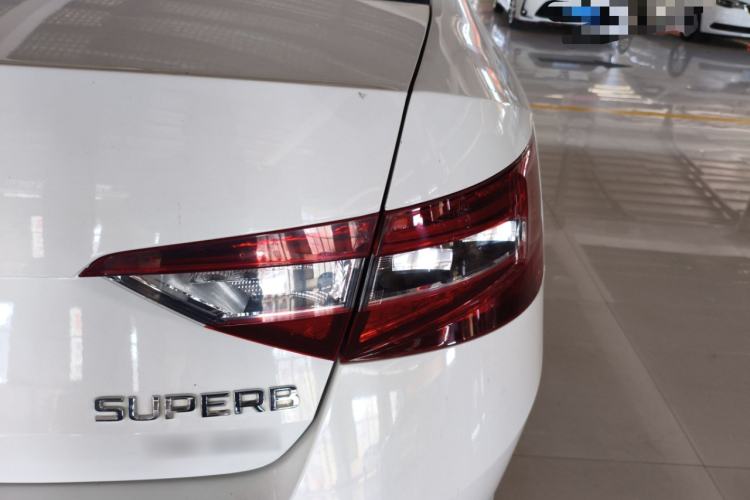 Used Skoda Superb 2018 TSI330 DSG Comfort Edition China V Standard
