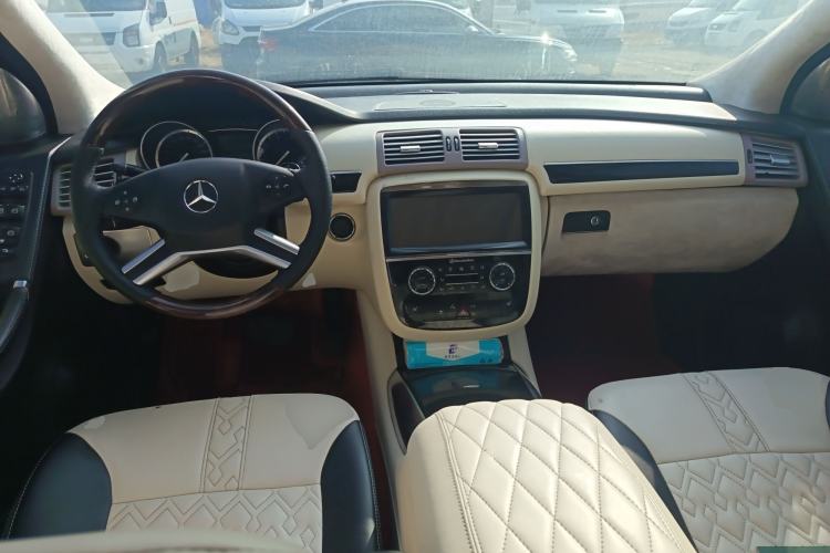 Used Mercedes-Benz R-Class 2014 R 320 4MATIC Luxury Model