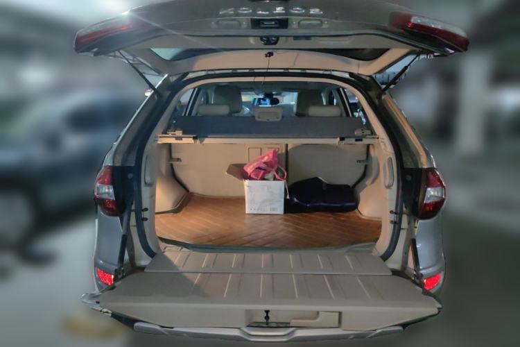 Used Renault Koleos 2013 2.5L Two-Wheel Drive Comfort Edition Trunk