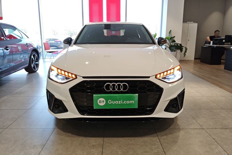 Used Audi A4L 2022 40 TFSI Luxury Dynamic Model Front