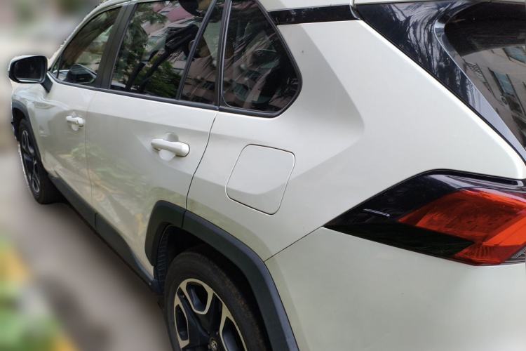 Used Toyota RAV4 2020 2.0L CVT Two-Wheel Drive Prestige Edition