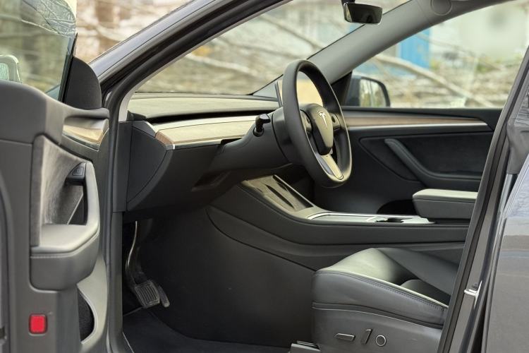 Used Tesla Model Y 2022 Revised Version Rear-Wheel Drive Left Front Seat