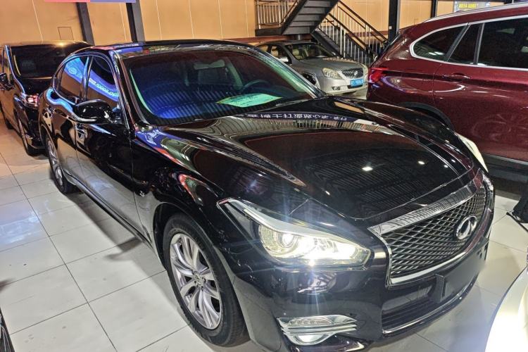 Used Infiniti Q70 2017 Q70L 2.5L Elite Edition Exterior 1