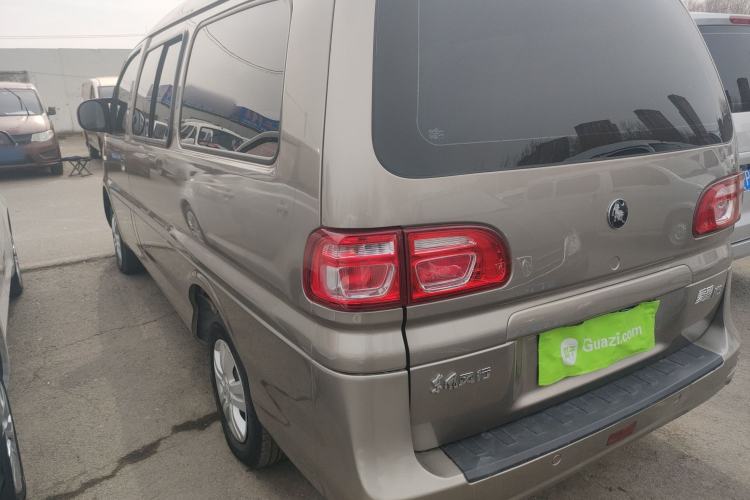 Used FORTHING Lingzhi 2022 M5L 1.6L Utility Model 7 Seats
