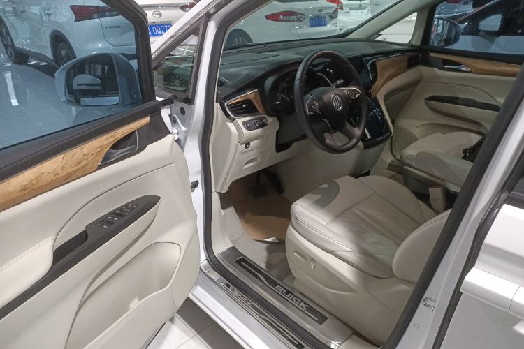 Used Buick GL8 2018 ES 28T Comfort Model China VI Standard