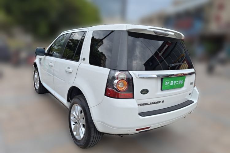 Used Land Rover Freelander 2 2013 2.0T Si4 SE Gasoline Edition Rear Left 45 Deg