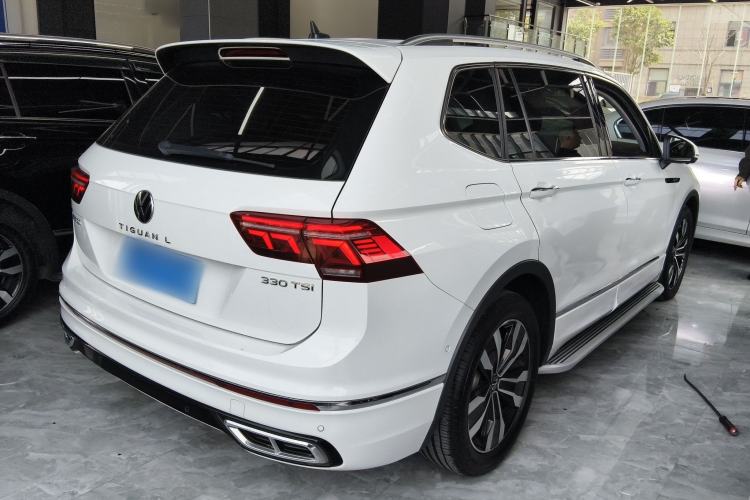 Used Volkswagen Tiguan L 2023 330TSI Automatic Two-Wheel Drive R-Line Enjoyment Edition Rear Right 45 Deg