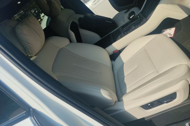 Used Polestones 01 2024 All-Purpose 7-Seater Standard Range Edition
