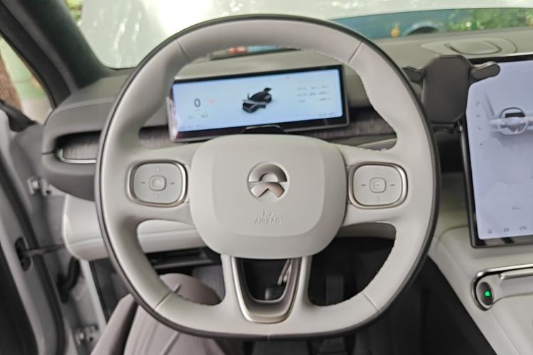 Used Nio ES6 2024 75 kWh
