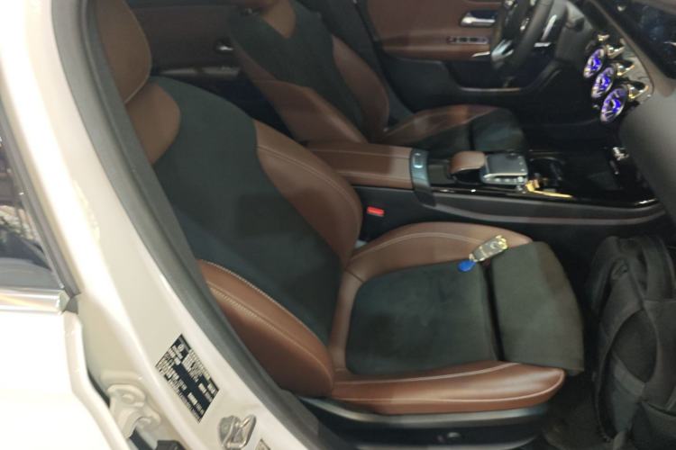 Used Mercedes-Benz A-Class 2020 Restyled A 200 L Sport Sedan Fashion Version
