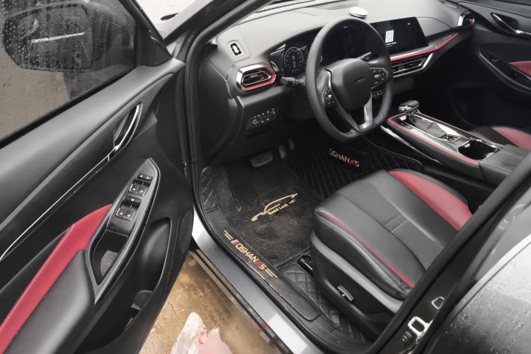 Used Oshan X5 2021 1.5T DCT Flagship Edition
